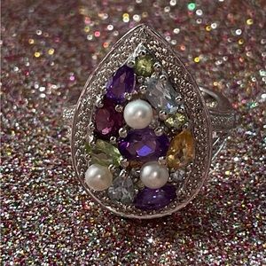 Sterling silver multicolored ring.